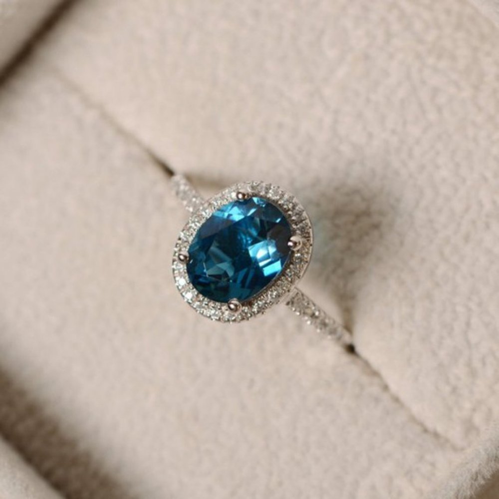 NEW Silver Tanzanite Diamond Halo Oval Cut Ring - Picture 4 of 5